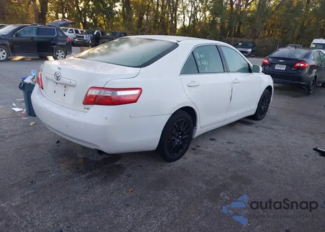 2009 Toyota Camry Le z USA, uszkodzony, nr VIN 4T4BE46K89R095487